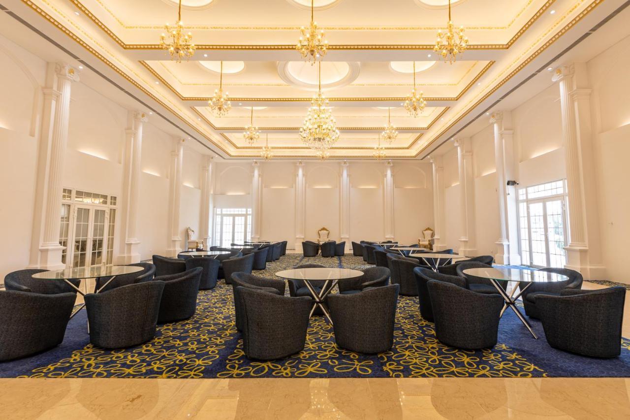The Grand Monarch Hotel, Ujjain Ngoại thất bức ảnh
