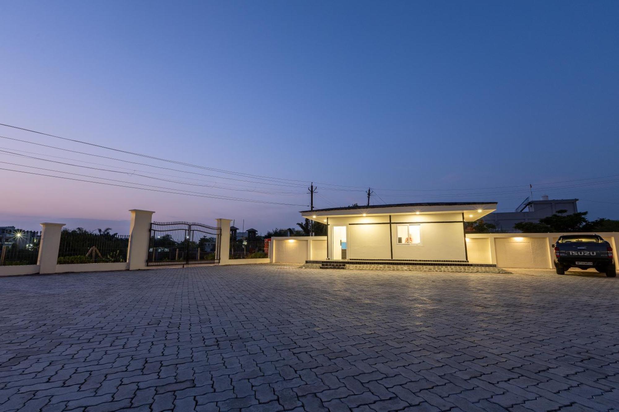 The Grand Monarch Hotel, Ujjain Ngoại thất bức ảnh