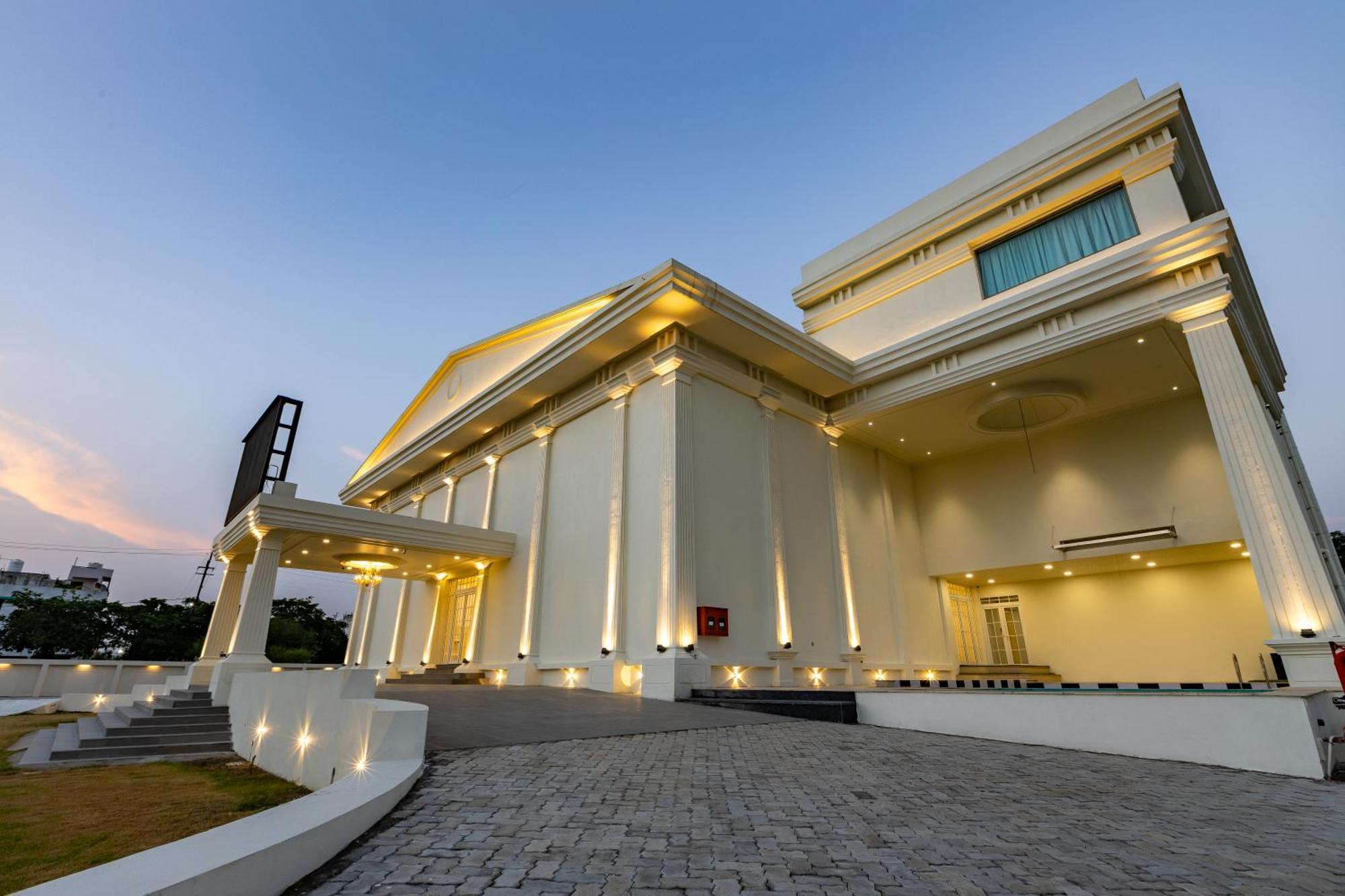 The Grand Monarch Hotel, Ujjain Ngoại thất bức ảnh