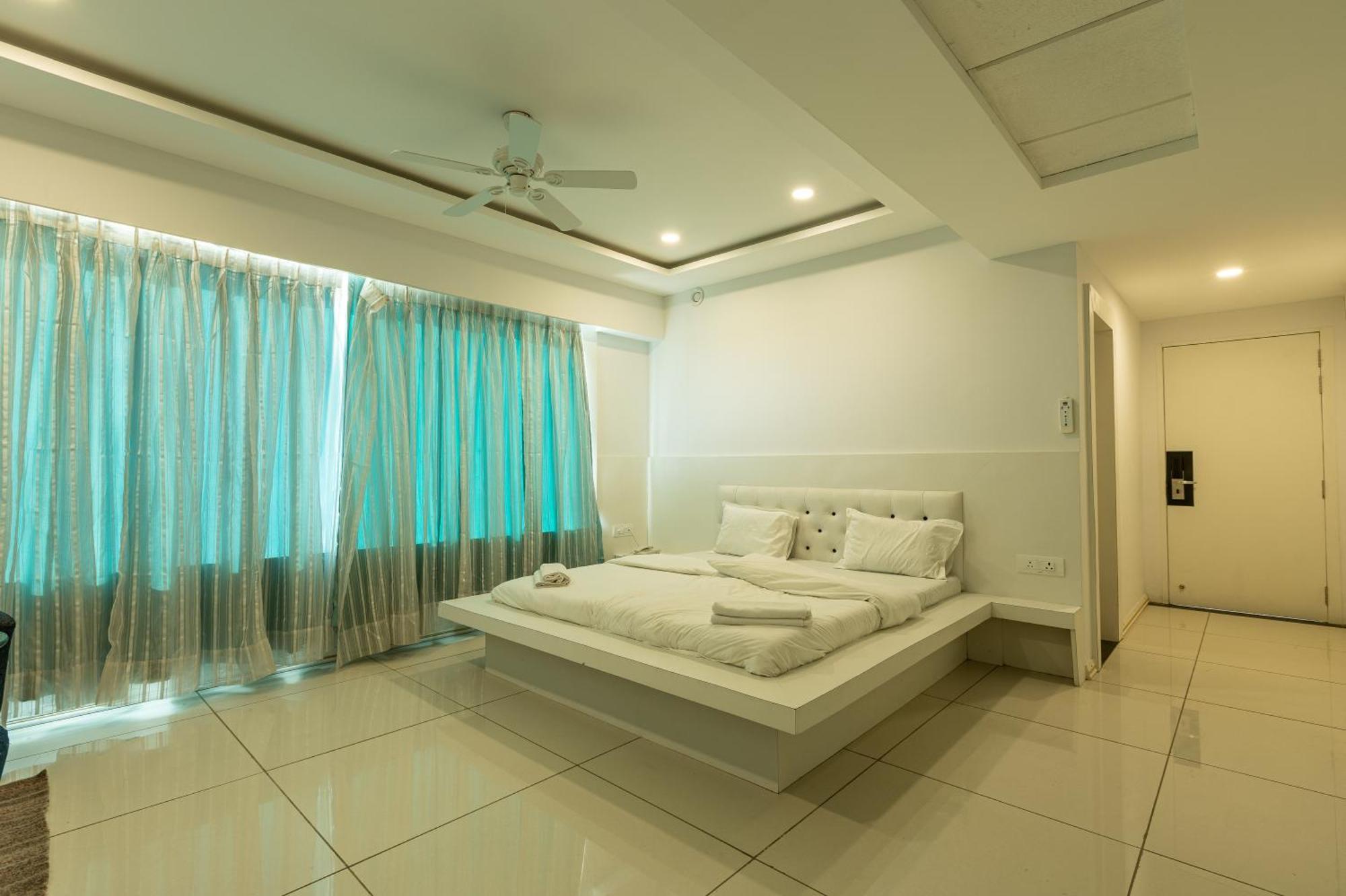 The Grand Monarch Hotel, Ujjain Ngoại thất bức ảnh